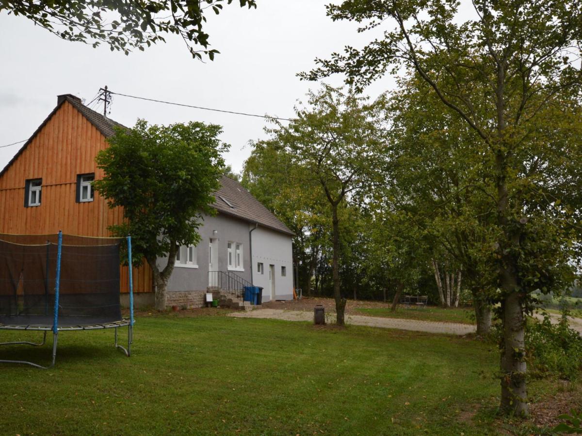 Cozy Holiday Home In Neuendorf With Garden Екстер'єр фото